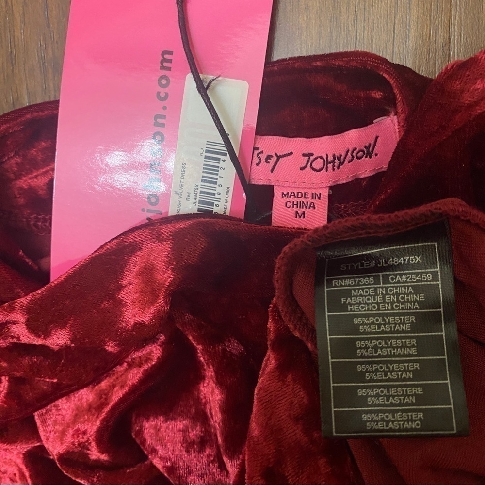 NWT Betsey Johnson Valentine Red Crush Velvet Dress M - Picture 13 of 13